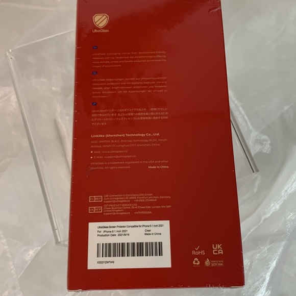 UltraGlass Treated Screen Protector for iPhone 13 / iPhone 13 Pro - Picture 7 of 7